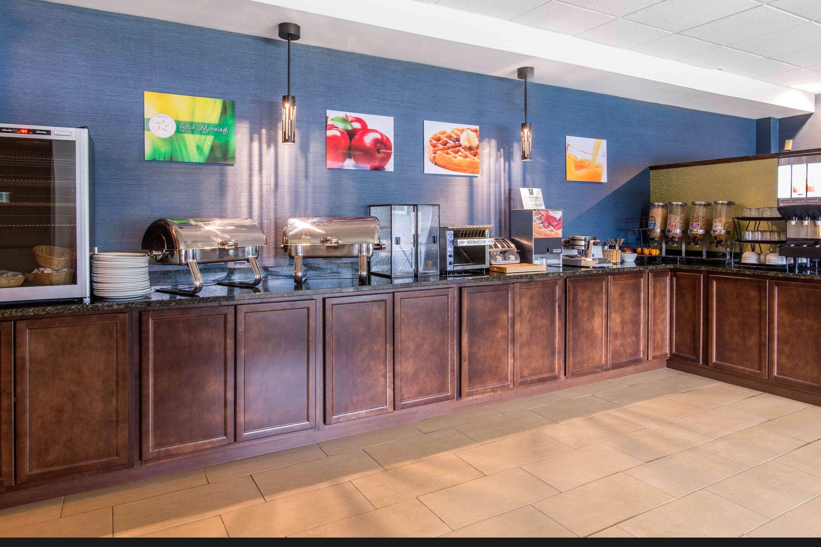 Quality Hotel & Suites Gander Buitenkant foto