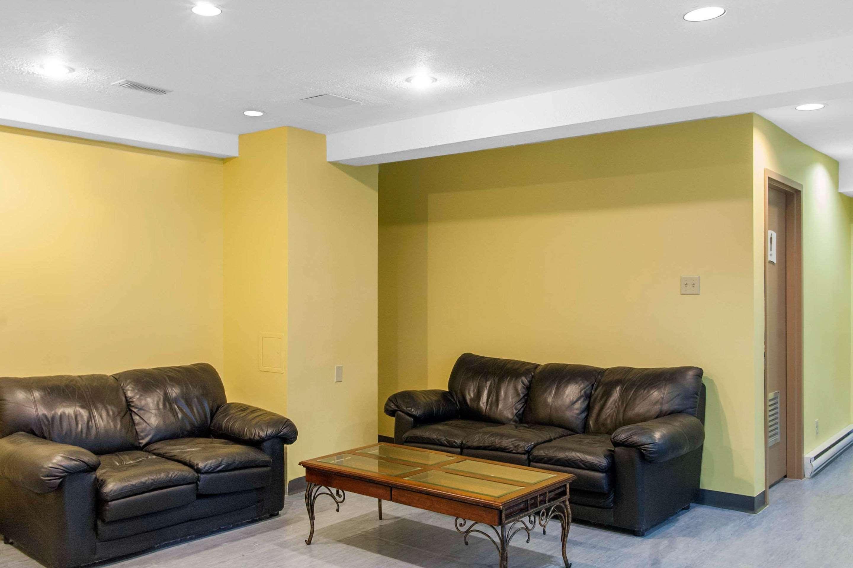 Quality Hotel & Suites Gander Buitenkant foto
