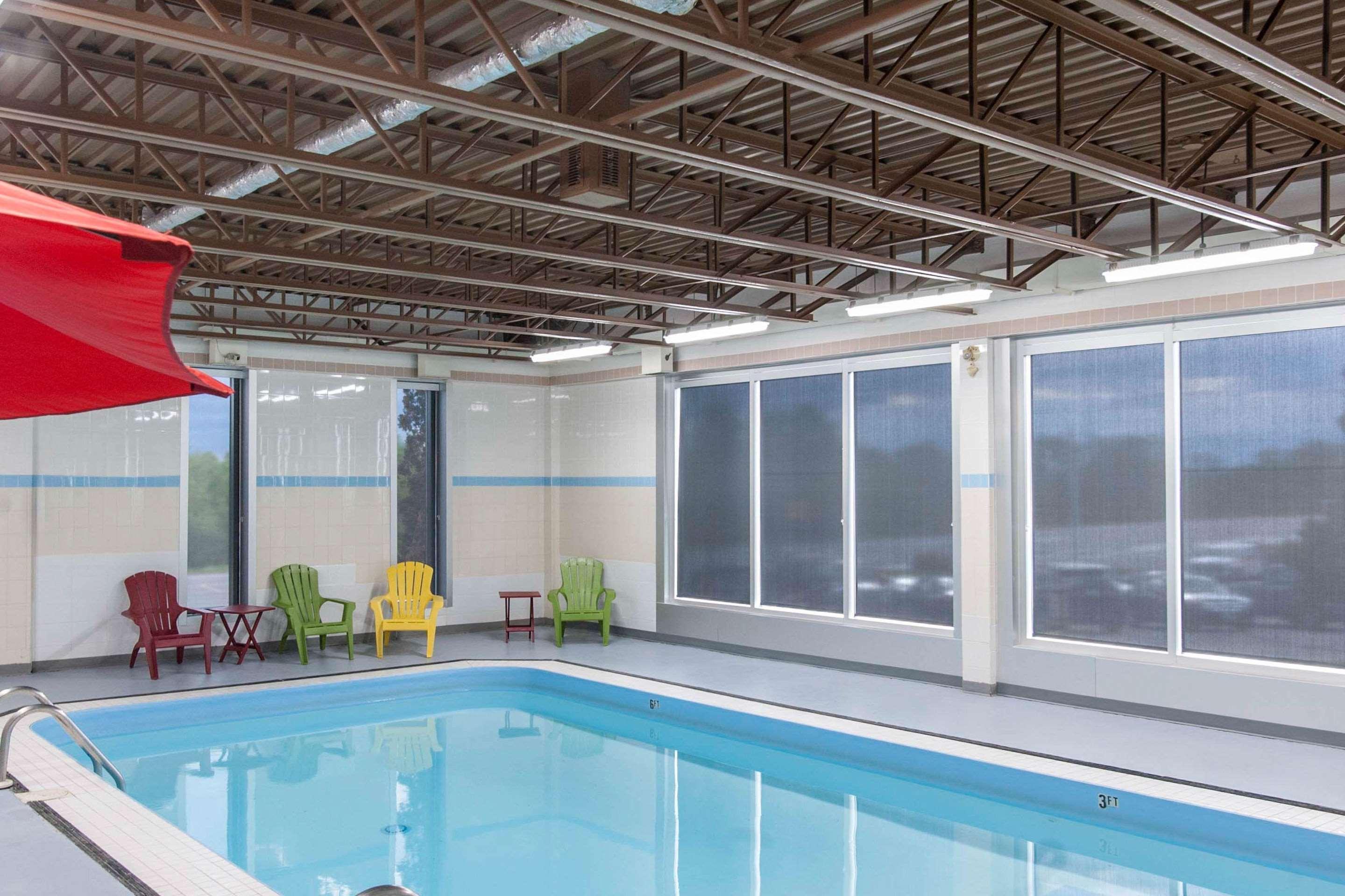 Quality Hotel & Suites Gander Buitenkant foto