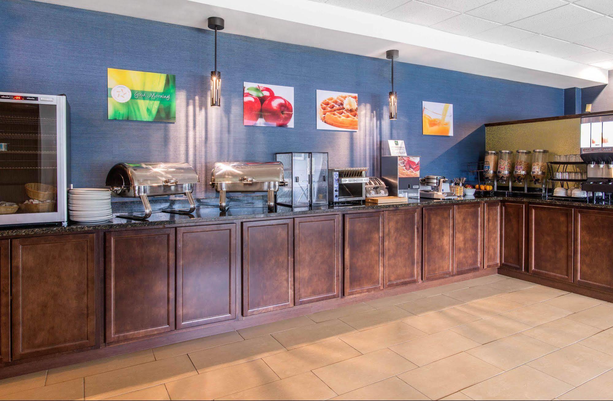 Quality Hotel & Suites Gander Buitenkant foto
